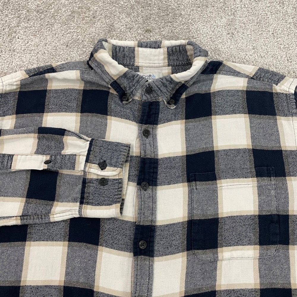 Croft & Barrow Mens XL Flannel Cream Tan Plaid Button Down Buffalo Plaid Cabin